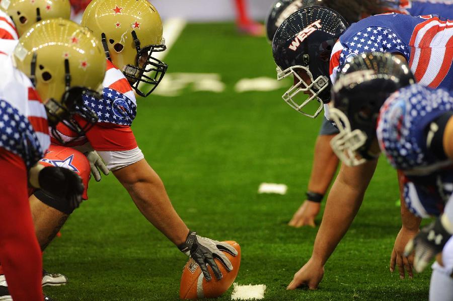 巴萨双喜！德容、费尔明重返训练场 弗利克迎战力增强