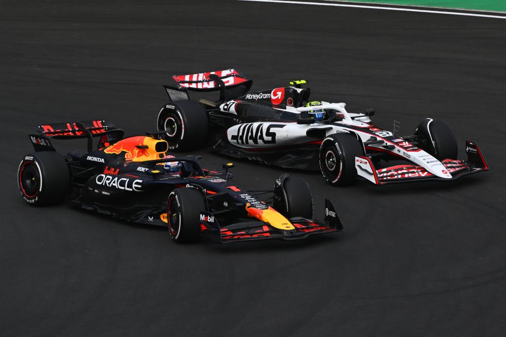 篮球湖人替补球员获得更多出场时间