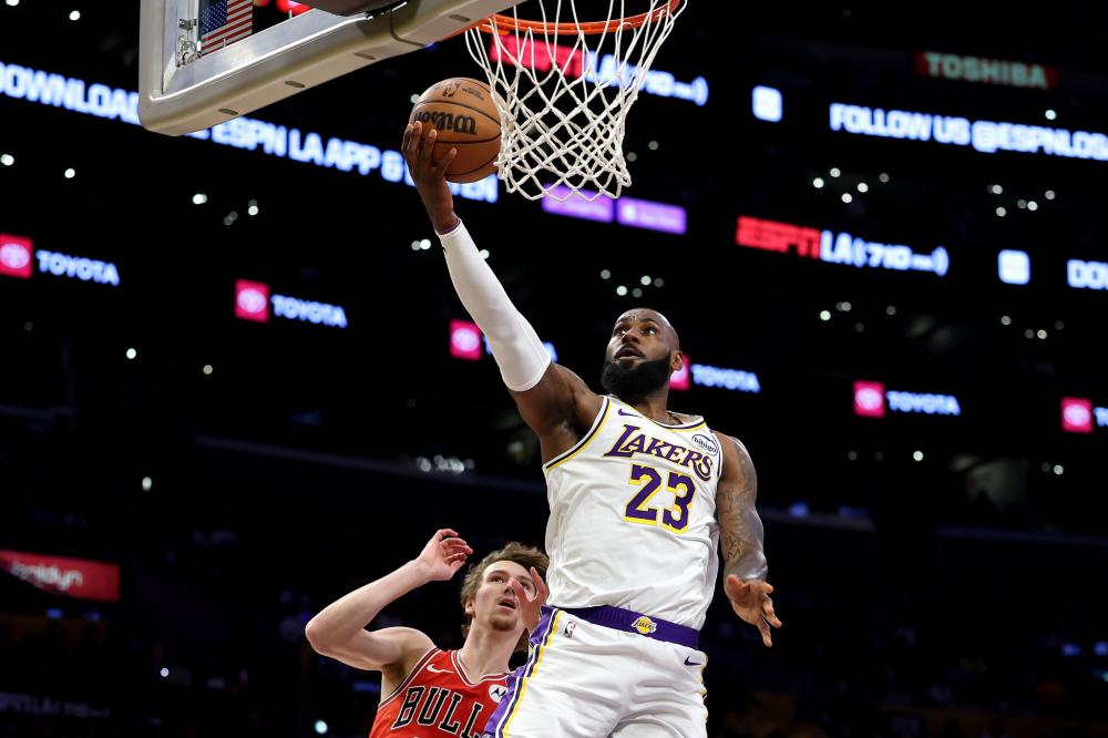 NBA球员交易及影响分析